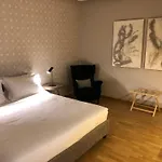 200间客房和露台住宿加早餐旅馆