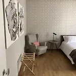 200间客房和露台住宿加早餐旅馆 3*