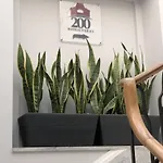200 & Terrace ベッド・アンド・ブレックファスト