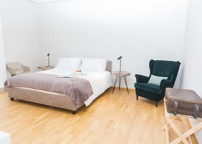 200 & Terrace 4* Bari