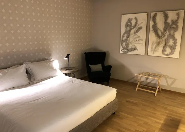 200 & Terrace Frühstückspension Bari