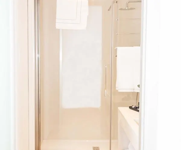 200 & Terrace Bed & Breakfast Bari