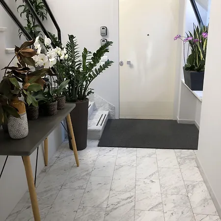 200 & Terrace 4* Bari