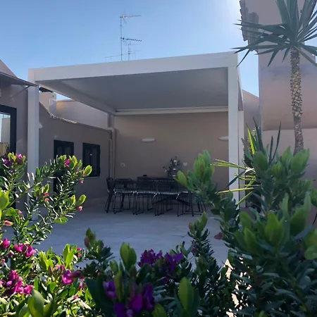 Couette-café 200 & Terrace Bari