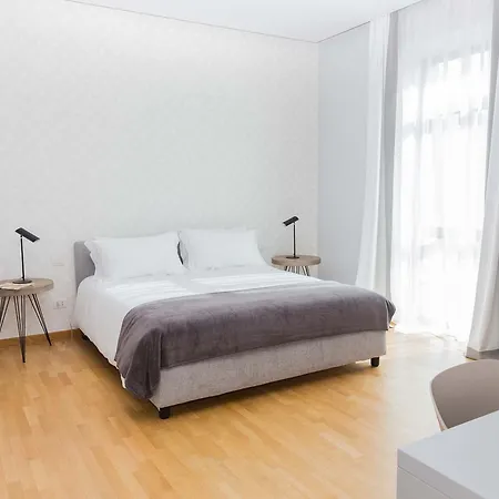 200 & Terrace 3* Μπάρι